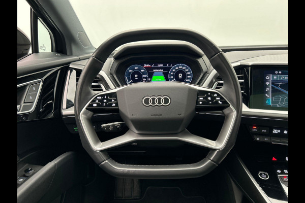 Audi Q4 e-tron 35 Launch edition Advanced Plus 55 kWh SOH 93% * Origineel Nederlands * Pano/dak Camera Adaptive cruise Audi Q4 e-tron 35 Launch edition Advanced Plus 55 kWh SOH 93% * Origineel Nederlands * Pano/dak Camera Adaptive cruise