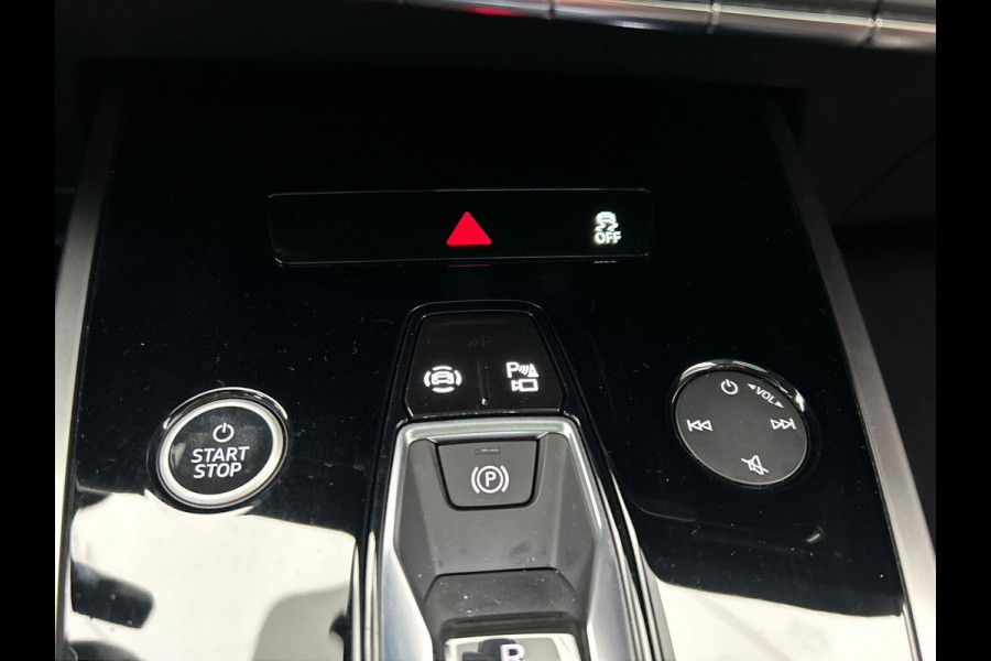 Audi Q4 e-tron 35 Launch edition Advanced Plus 55 kWh SOH 93% * Origineel Nederlands * Pano/dak Camera Adaptive cruise Audi Q4 e-tron 35 Launch edition Advanced Plus 55 kWh SOH 93% * Origineel Nederlands * Pano/dak Camera Adaptive cruise