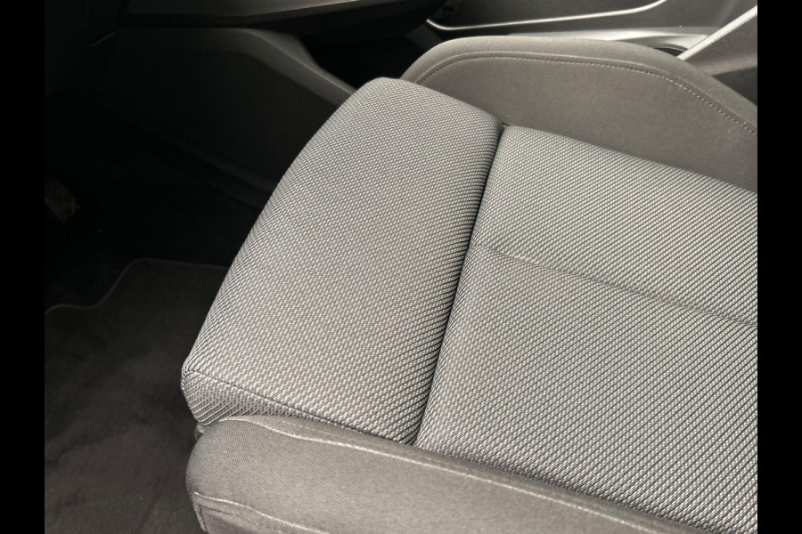 Audi Q4 e-tron 35 Launch edition Advanced Plus 55 kWh SOH 93% * Origineel Nederlands * Pano/dak Camera Adaptive cruise Audi Q4 e-tron 35 Launch edition Advanced Plus 55 kWh SOH 93% * Origineel Nederlands * Pano/dak Camera Adaptive cruise