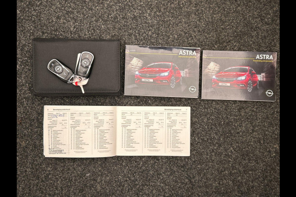 Opel Astra Sports Tourer 1.0 Turbo Innovation * Origineel nederlands * Navigatie Keyless Camera Carplay Opel Astra Sports Tourer 1.0 Turbo Innovation * Origineel nederlands * Navigatie Keyless Camera Carplay