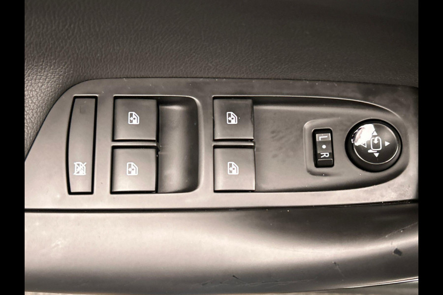 Opel Astra Sports Tourer 1.0 Turbo Innovation * Origineel nederlands * Navigatie Keyless Camera Carplay Opel Astra Sports Tourer 1.0 Turbo Innovation * Origineel nederlands * Navigatie Keyless Camera Carplay