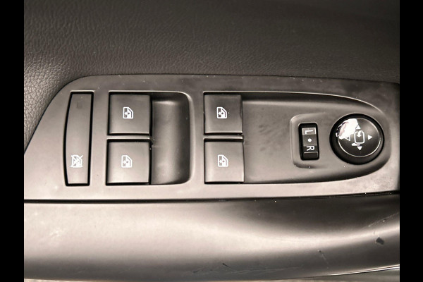 Opel Astra Sports Tourer 1.0 Turbo Innovation * Origineel nederlands * Navigatie Keyless Camera Carplay Opel Astra Sports Tourer 1.0 Turbo Innovation * Origineel nederlands * Navigatie Keyless Camera Carplay