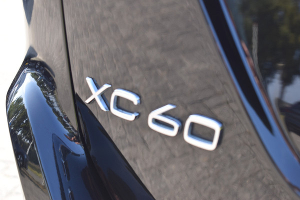 Volvo XC60 T5 245PK Automaat Polar+ | Volvo-motor | Full Option | Zeer nette staat |