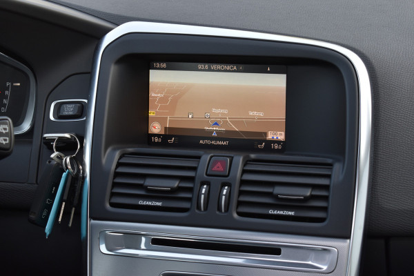 Volvo XC60 T5 245PK Automaat Polar+ | Volvo-motor | Full Option | Zeer nette staat |