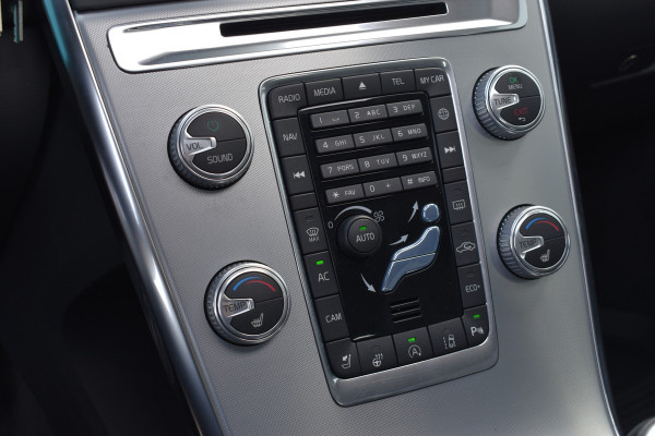 Volvo XC60 T5 245PK Automaat Polar+ | Volvo-motor | Full Option | Zeer nette staat |