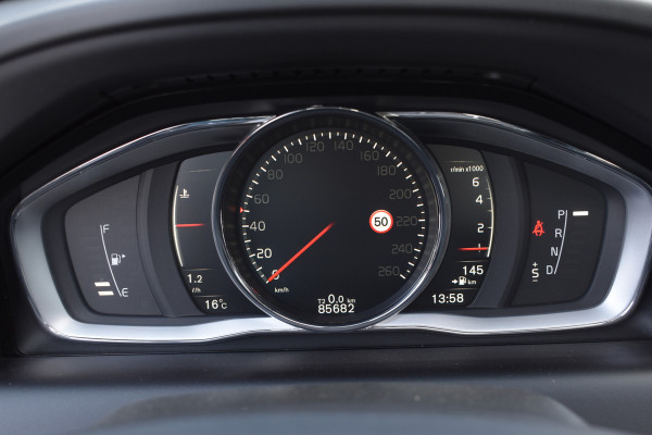 Volvo XC60 T5 245PK Automaat Polar+ | Volvo-motor | Full Option | Zeer nette staat |