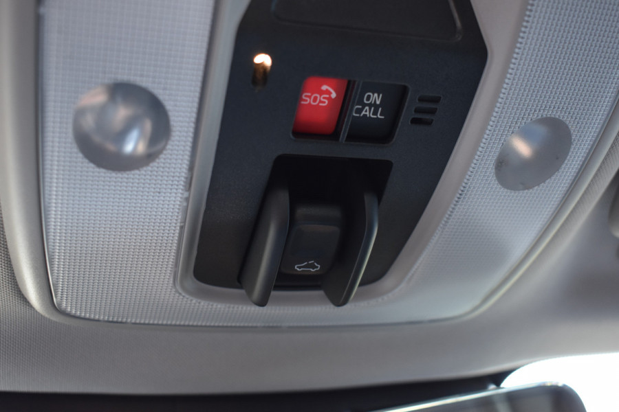 Volvo XC60 T5 245PK Automaat Polar+ | Volvo-motor | Full Option | Zeer nette staat |