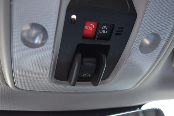 Volvo XC60 T5 245PK Automaat Polar+ | Volvo-motor | Full Option | Zeer nette staat |