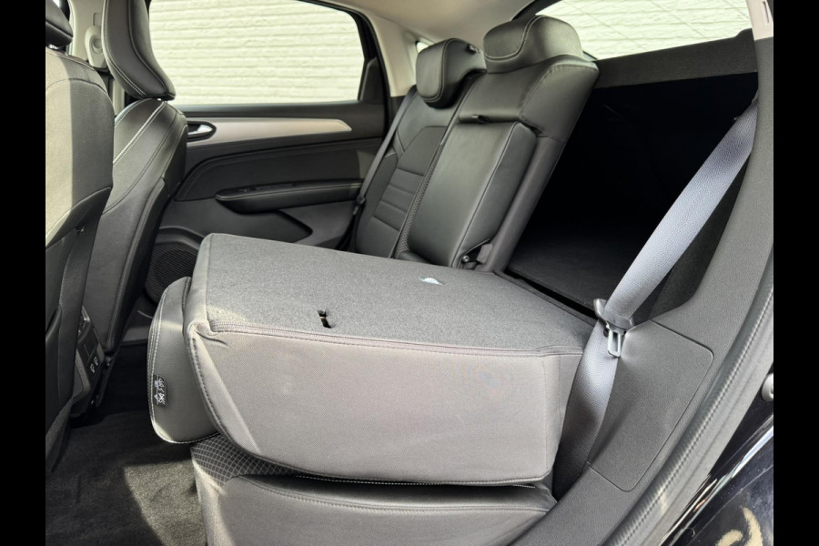 Renault Arkana 1.3 TCe 140 Adaptive cruise Climate control Keyless LED Navigatie Apple/Android Achteruitrijcamera Dodehoekdetectie Renault Arkana 1.3 TCe 140 Adaptive cruise Climate control Keyless LED Navigatie Apple/Android Achteruitrijcamera Dodehoekdetectie