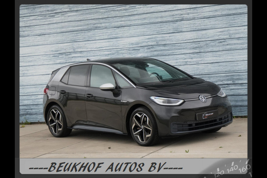 Volkswagen ID.3 First Plus 58 kWh Carplay Nav Camera Soh 91% Volkswagen ID.3 First Plus 58 kWh Carplay Nav Camera Soh 91%