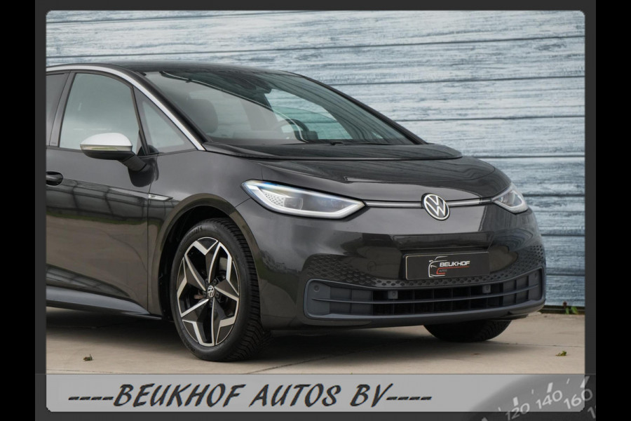 Volkswagen ID.3 First Plus 58 kWh Carplay Nav Camera Soh 91% Volkswagen ID.3 First Plus 58 kWh Carplay Nav Camera Soh 91%