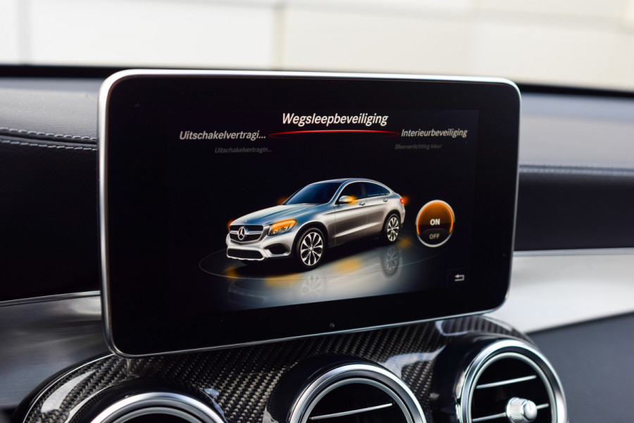 Mercedes-Benz GLC Coupé AMG 43 4-M Designo|Carbon|Standkachel|Keyless|Burmester|Night|21"|New Service Mercedes-Benz GLC Coupé AMG 43 4-M Designo|Carbon|Standkachel|Keyless|Burmester|Night|21"|New Service