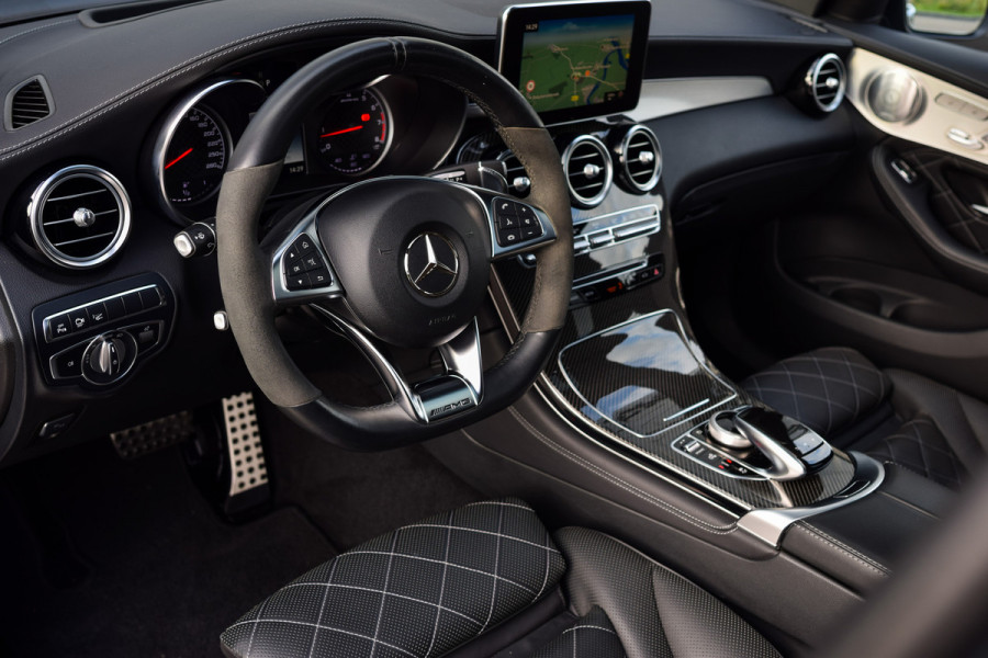 Mercedes-Benz GLC Coupé AMG 43 4-M Designo|Carbon|Standkachel|Keyless|Burmester|Night|21"|New Service Mercedes-Benz GLC Coupé AMG 43 4-M Designo|Carbon|Standkachel|Keyless|Burmester|Night|21"|New Service