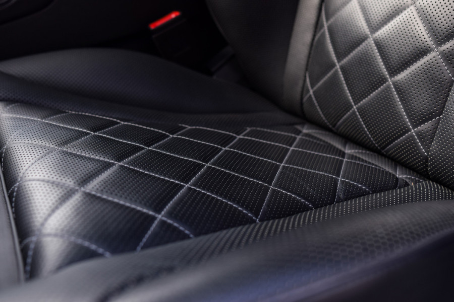 Mercedes-Benz GLC Coupé AMG 43 4-M Designo|Carbon|Standkachel|Keyless|Burmester|Night|21"|New Service Mercedes-Benz GLC Coupé AMG 43 4-M Designo|Carbon|Standkachel|Keyless|Burmester|Night|21"|New Service
