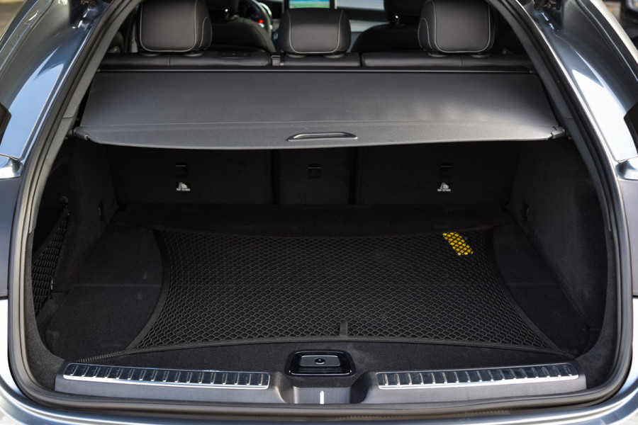 Mercedes-Benz GLC Coupé AMG 43 4-M Designo|Carbon|Standkachel|Keyless|Burmester|Night|21"|New Service Mercedes-Benz GLC Coupé AMG 43 4-M Designo|Carbon|Standkachel|Keyless|Burmester|Night|21"|New Service