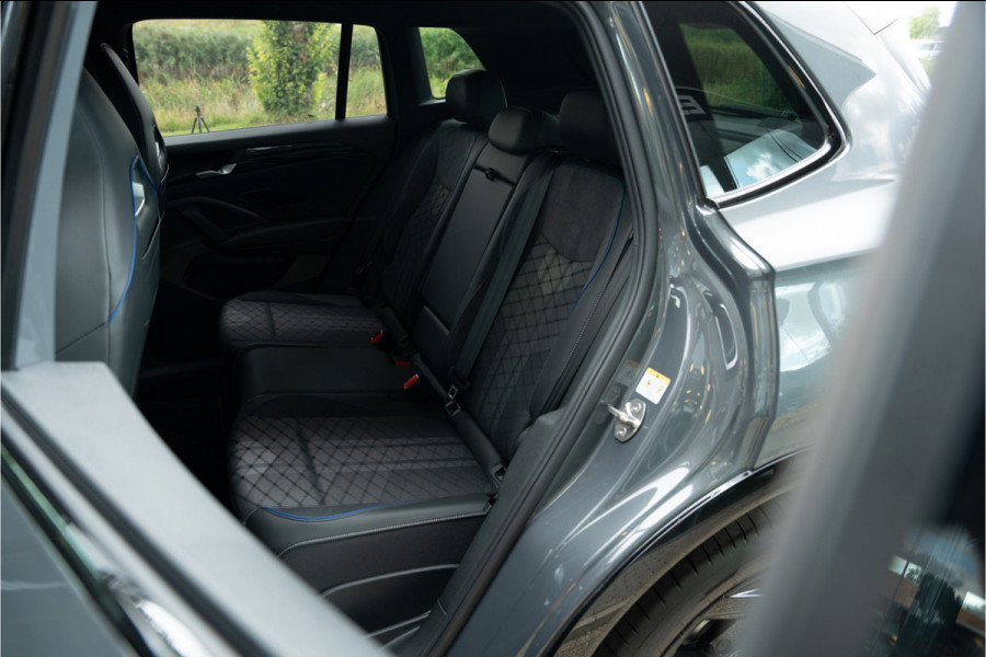 Volkswagen Tiguan 1.5 eHybrid 272pk R-Line Edition ** HUD ** Trekhaak ** 360 camera ** Massage Blackstyle ** Volkswagen Tiguan 1.5 eHybrid 272pk R-Line Edition ** HUD ** Trekhaak ** 360 camera ** Massage Blackstyle **