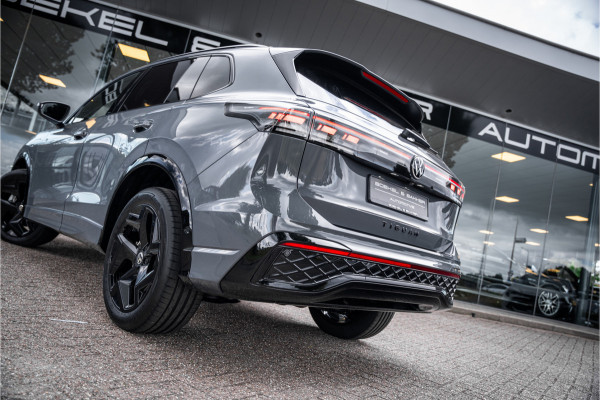 Volkswagen Tiguan 1.5 eHybrid 272pk R-Line Edition ** HUD ** Trekhaak ** 360 camera ** Massage Blackstyle ** Volkswagen Tiguan 1.5 eHybrid 272pk R-Line Edition ** HUD ** Trekhaak ** 360 camera ** Massage Blackstyle **