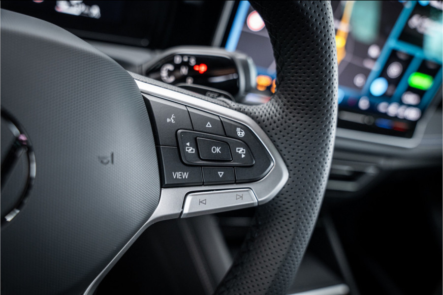 Volkswagen Tiguan 1.5 eHybrid 272pk R-Line Edition ** HUD ** Trekhaak ** 360 camera ** Massage Blackstyle ** Volkswagen Tiguan 1.5 eHybrid 272pk R-Line Edition ** HUD ** Trekhaak ** 360 camera ** Massage Blackstyle **