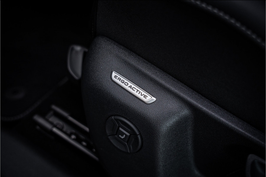 Volkswagen Tiguan 1.5 eHybrid 272pk R-Line Edition ** HUD ** Trekhaak ** 360 camera ** Massage Blackstyle ** Volkswagen Tiguan 1.5 eHybrid 272pk R-Line Edition ** HUD ** Trekhaak ** 360 camera ** Massage Blackstyle **