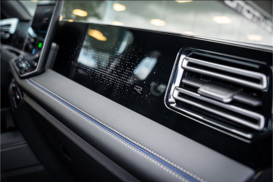 Volkswagen Tiguan 1.5 eHybrid 272pk R-Line Edition ** HUD ** Trekhaak ** 360 camera ** Massage Blackstyle ** Volkswagen Tiguan 1.5 eHybrid 272pk R-Line Edition ** HUD ** Trekhaak ** 360 camera ** Massage Blackstyle **