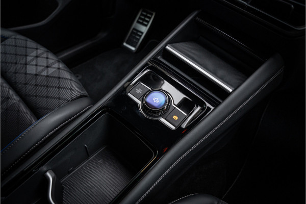 Volkswagen Tiguan 1.5 eHybrid 272pk R-Line Edition ** HUD ** Trekhaak ** 360 camera ** Massage Blackstyle ** Volkswagen Tiguan 1.5 eHybrid 272pk R-Line Edition ** HUD ** Trekhaak ** 360 camera ** Massage Blackstyle **