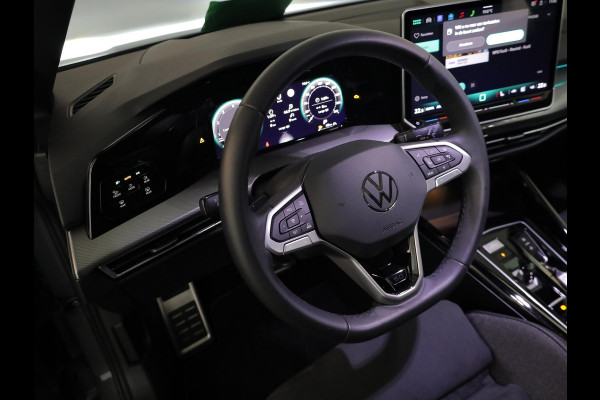 Volkswagen Golf 1.5 eTSI 50 Jahre Edition 150 pk Automaat (DSG) | Navigatie | Panoramadak | Parkeersensoren | Achteruitrijcamera | Matrix LED koplampen | Stoelverwarming | Volkswagen Golf 1.5 eTSI 50 Jahre Edition 150 pk Automaat (DSG) | Navigatie | Panoramadak | Parkeersensoren | Achteruitrijcamera | Matrix LED koplampen | Stoelverwarming |