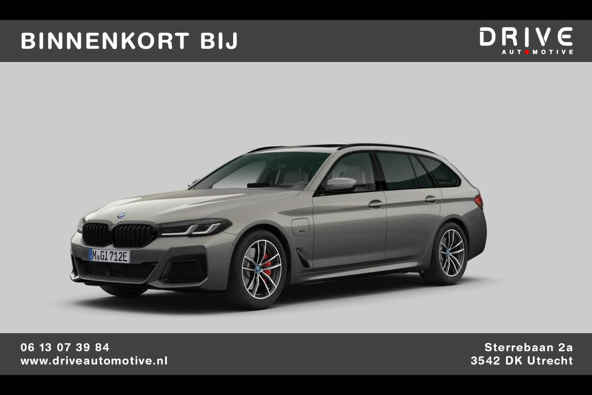 BMW 5 Serie Touring 530e xDrive High Ex. M-sport|Pano|Comfort stoelen+Memory|Leer|Driving Ass. Prof|Trekhaak|HiFi|Bernina Grey BMW 5 Serie Touring 530e xDrive High Ex. M-sport|Pano|Comfort stoelen+Memory|Leer|Driving Ass. Prof|Trekhaak|HiFi|Bernina Grey