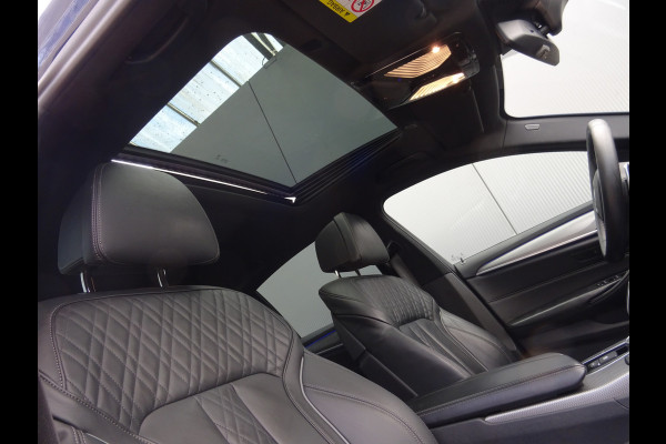 BMW 5 Serie 520i High Executive * LEER * M-PAKKET * DEALER ONDERH. !! BMW 5 Serie 520i High Executive * LEER * M-PAKKET * DEALER ONDERH. !!