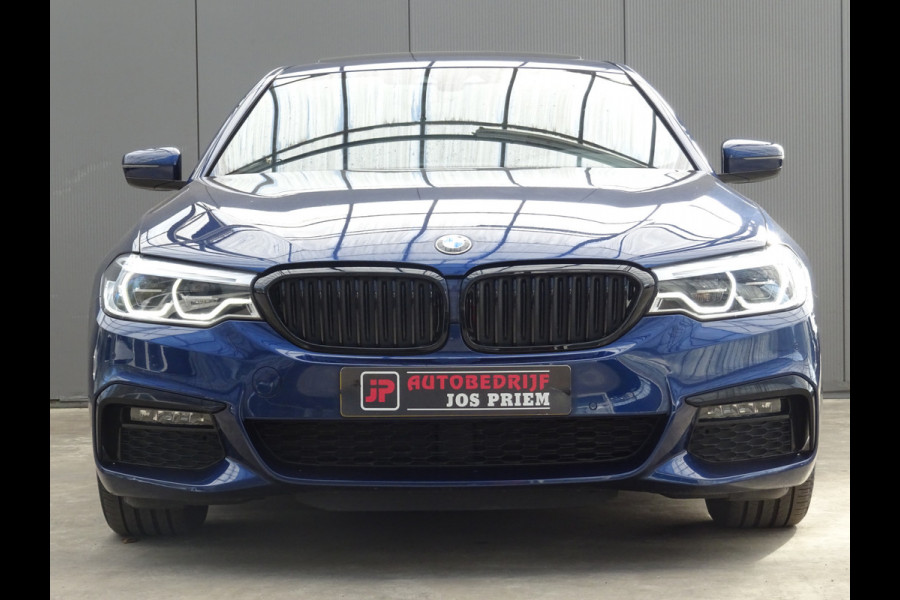 BMW 5 Serie 520i High Executive * LEER * M-PAKKET * DEALER ONDERH. !! BMW 5 Serie 520i High Executive * LEER * M-PAKKET * DEALER ONDERH. !!