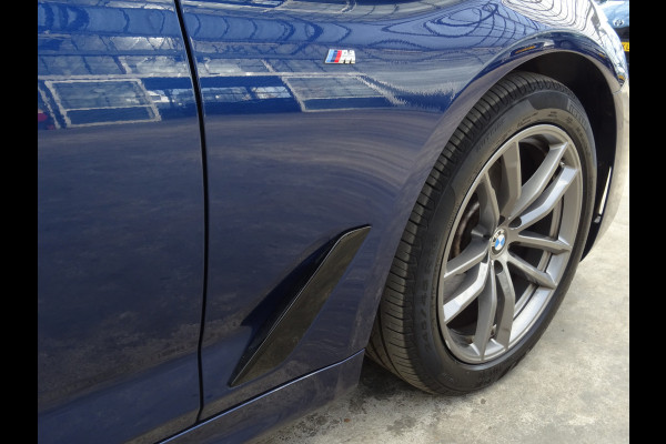 BMW 5 Serie 520i High Executive * LEER * M-PAKKET * DEALER ONDERH. !! BMW 5 Serie 520i High Executive * LEER * M-PAKKET * DEALER ONDERH. !!