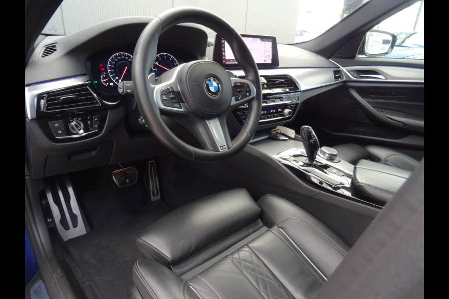 BMW 5 Serie 520i High Executive * LEER * M-PAKKET * DEALER ONDERH. !! BMW 5 Serie 520i High Executive * LEER * M-PAKKET * DEALER ONDERH. !!