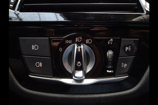 BMW 5 Serie 520i High Executive * LEER * M-PAKKET * DEALER ONDERH. !! BMW 5 Serie 520i High Executive * LEER * M-PAKKET * DEALER ONDERH. !!