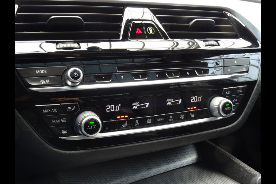 BMW 5 Serie 520i High Executive * LEER * M-PAKKET * DEALER ONDERH. !! BMW 5 Serie 520i High Executive * LEER * M-PAKKET * DEALER ONDERH. !!