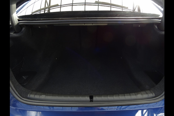 BMW 5 Serie 520i High Executive * LEER * M-PAKKET * DEALER ONDERH. !! BMW 5 Serie 520i High Executive * LEER * M-PAKKET * DEALER ONDERH. !!