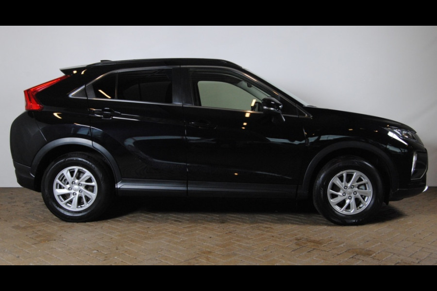 Mitsubishi Eclipse Cross 1.5 DI-T Pure Mitsubishi Eclipse Cross 1.5 DI-T Pure