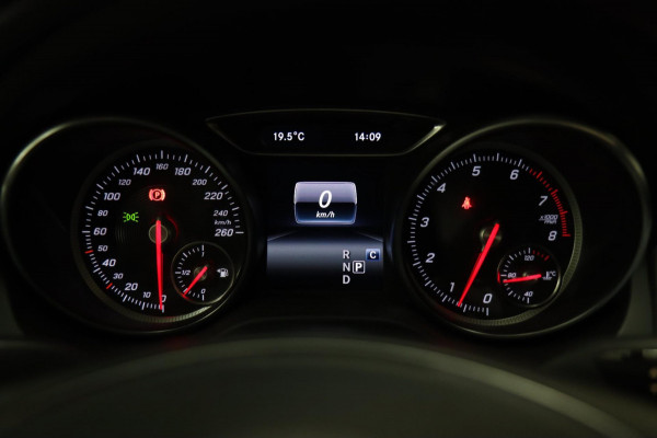 Mercedes-Benz CLA-Klasse 200 Prestige PANO/NAVI/STOELVER/CAM/VOL