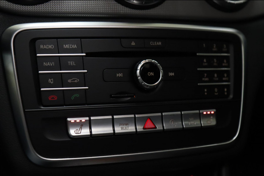 Mercedes-Benz CLA-Klasse 200 Prestige PANO/NAVI/STOELVER/CAM/VOL