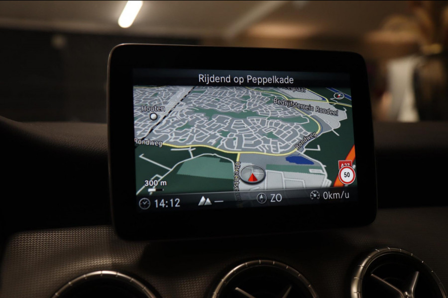 Mercedes-Benz CLA-Klasse 200 Prestige PANO/NAVI/STOELVER/CAM/VOL