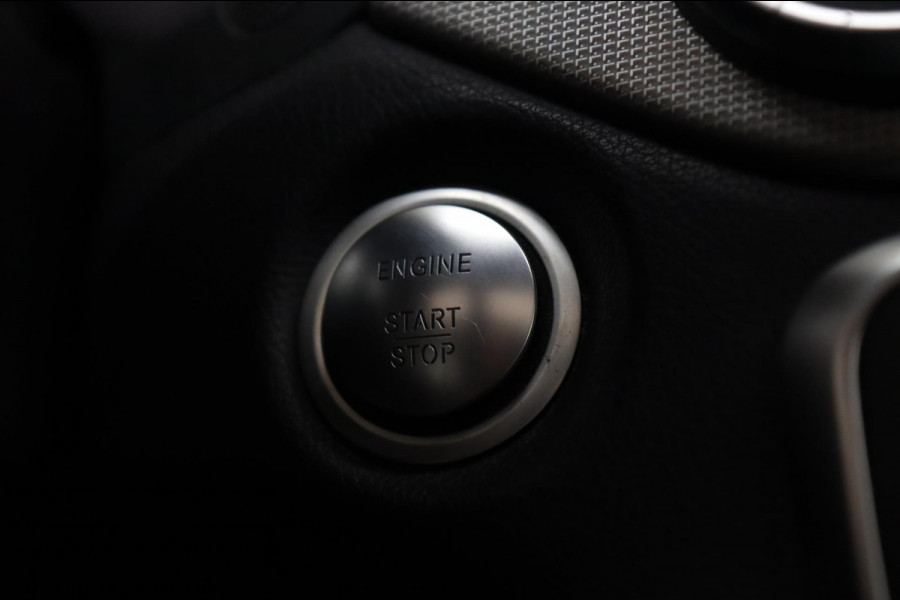 Mercedes-Benz CLA-Klasse 200 Prestige PANO/NAVI/STOELVER/CAM/VOL