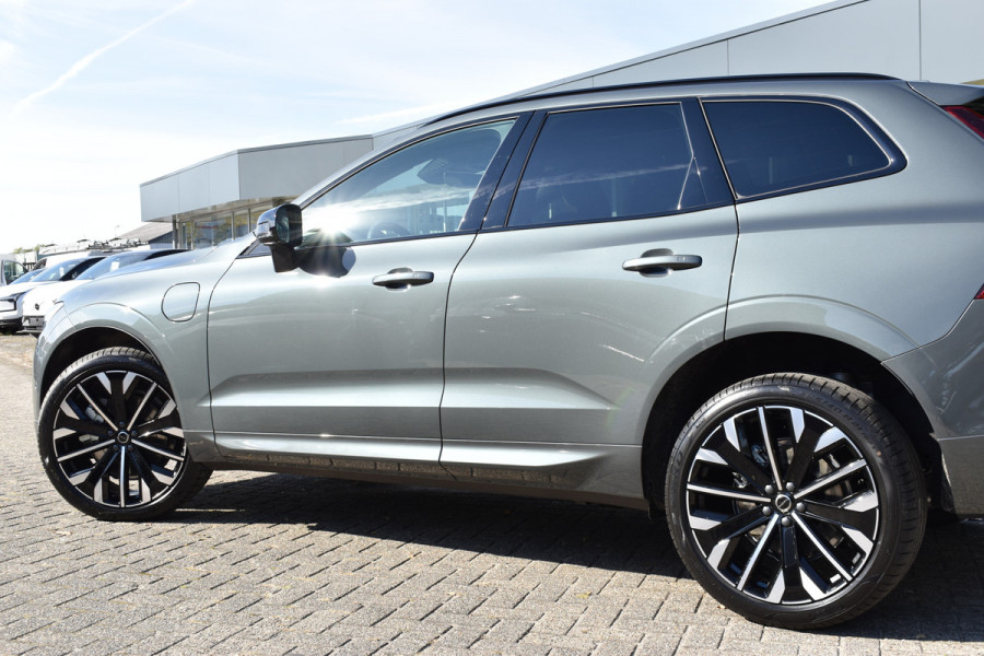 Volvo XC60 T6 AWD 350PK Plug-in Hybrid Ultra Dark | Nieuw | Luchtvering | 21"LMV | 360 camera | Panodak | HUD | H&K |