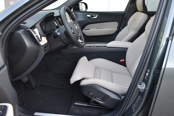 Volvo XC60 T6 AWD 350PK Plug-in Hybrid Ultra Dark | Nieuw | Luchtvering | 21"LMV | 360 camera | Panodak | HUD | H&K |