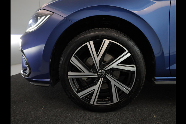 Volkswagen Polo 1.0 TSI R-Line 110pk DSG| Navi| 17'LMvelgen | Matrix LEDlampen| Digital display