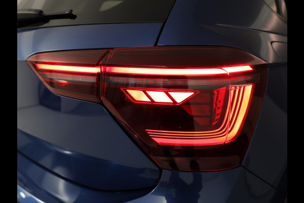 Volkswagen Polo 1.0 TSI R-Line 110pk DSG| Navi| 17'LMvelgen | Matrix LEDlampen| Digital display