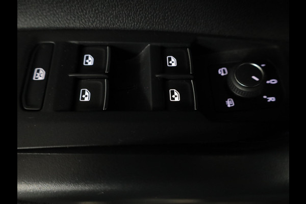 Volkswagen Polo 1.0 TSI R-Line 110pk DSG| Navi| 17'LMvelgen | Matrix LEDlampen| Digital display