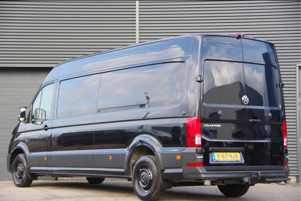 Volkswagen Crafter 35 2.0 TDI L4H3 177PK AUT. CAMERA, TREKHAAK, BETIMMERING, CRUISE, APPLE CARPLAY/ANDROID AUTO, MF STUUR, PARKEERSENSOREN Volkswagen Crafter 35 2.0 TDI L4H3 177PK AUT. CAMERA, TREKHAAK, BETIMMERING, CRUISE, APPLE CARPLAY/ANDROID AUTO, MF STUUR, PARKEERSENSOREN