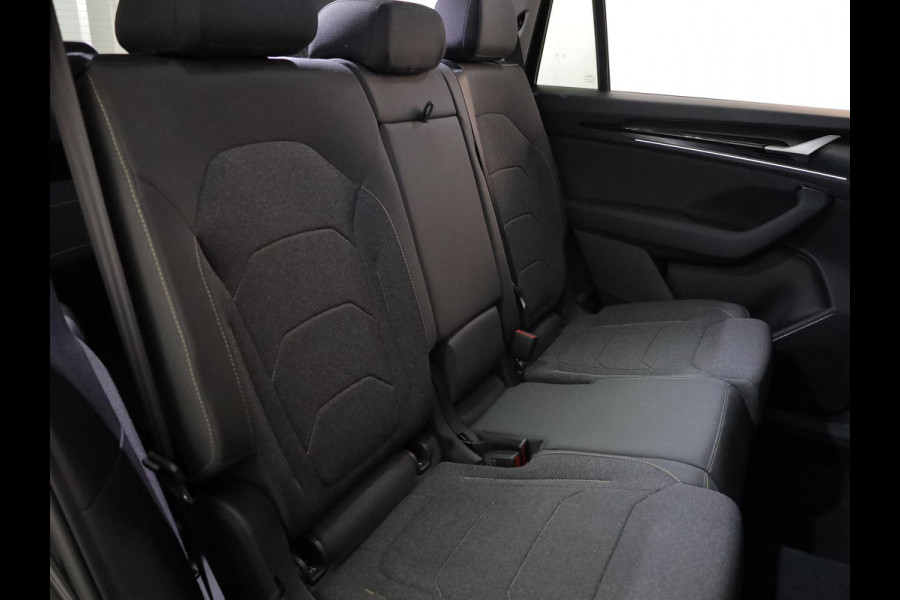 Škoda Kodiaq 1.5 TSI MHEV Business Edition 7p. 150 pk Automaat (DSG) | Verlengde garantie | Navigatie | Panoramadak | Trekhaak (wegklapbaar) | Parkeersensoren | Achteruitrijcamera | Matrix LED koplampen | Škoda Kodiaq 1.5 TSI MHEV Business Edition 7p. 150 pk Automaat (DSG) | Verlengde garantie | Navigatie | Panoramadak | Trekhaak (wegklapbaar) | Parkeersensoren | Achteruitrijcamera | Matrix LED koplampen |