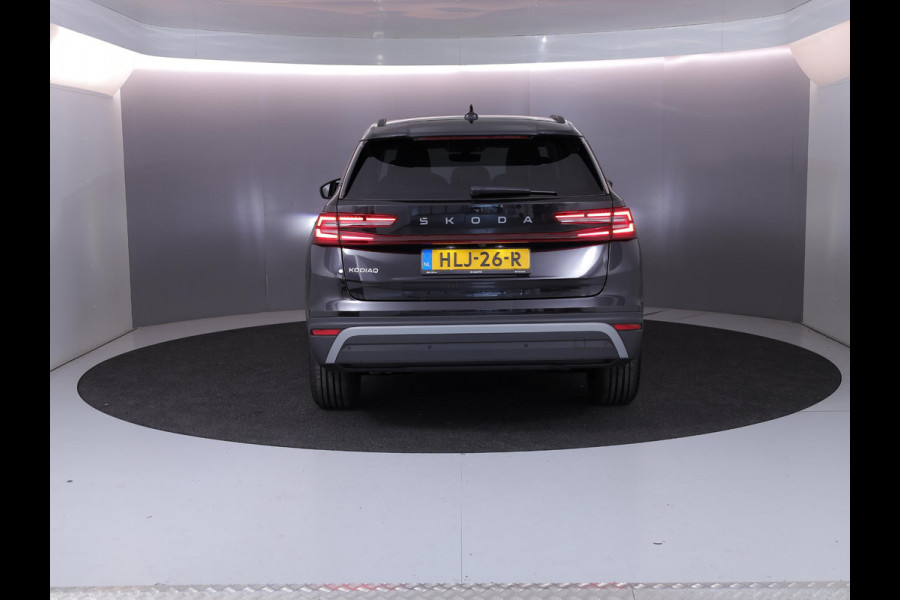 Škoda Kodiaq 1.5 TSI MHEV Business Edition 7p. 150 pk Automaat (DSG) | Verlengde garantie | Navigatie | Panoramadak | Trekhaak (wegklapbaar) | Parkeersensoren | Achteruitrijcamera | Matrix LED koplampen | Škoda Kodiaq 1.5 TSI MHEV Business Edition 7p. 150 pk Automaat (DSG) | Verlengde garantie | Navigatie | Panoramadak | Trekhaak (wegklapbaar) | Parkeersensoren | Achteruitrijcamera | Matrix LED koplampen |