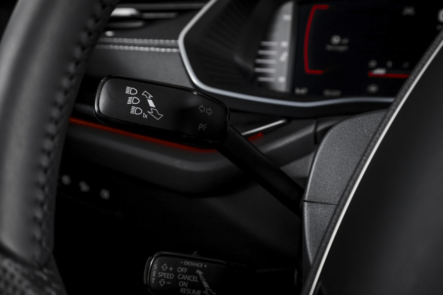 Škoda Octavia Combi 1.5 TSI MHEV 150 PK Sportline Tour | S/K-Panodak | Dig. Cockpit | Elek. Trekhaak | Adapt. Cruise | Winterpakket | Camera | NAV + App. Connect | ECC | Elek.  Klep | DAB | LM 18" | 7645 Škoda Octavia Combi 1.5 TSI MHEV 150 PK Sportline Tour | S/K-Panodak | Dig. Cockpit | Elek. Trekhaak | Adapt. Cruise | Winterpakket | Camera | NAV + App. Connect | ECC | Elek.  Klep | DAB | LM 18" | 7645