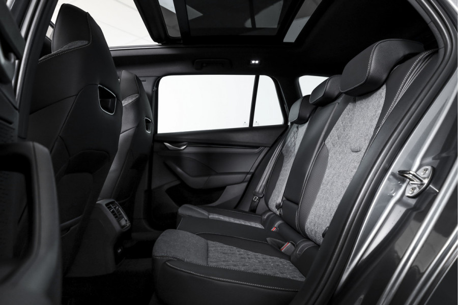 Škoda Octavia Combi 1.5 TSI MHEV 150 PK Sportline Tour | S/K-Panodak | Dig. Cockpit | Elek. Trekhaak | Adapt. Cruise | Winterpakket | Camera | NAV + App. Connect | ECC | Elek.  Klep | DAB | LM 18" | 7645 Škoda Octavia Combi 1.5 TSI MHEV 150 PK Sportline Tour | S/K-Panodak | Dig. Cockpit | Elek. Trekhaak | Adapt. Cruise | Winterpakket | Camera | NAV + App. Connect | ECC | Elek.  Klep | DAB | LM 18" | 7645