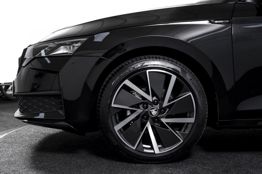 Škoda Octavia Combi 1.5 TSI MHEV 150 PK Sportline Tour | Dig. Cockpit | Elek. Trekhaak | Adapt. Cruise | Winterpakket | Camera | NAV + App. Connect | ECC | Elek.  Klep | DAB | LM 18" | 6370